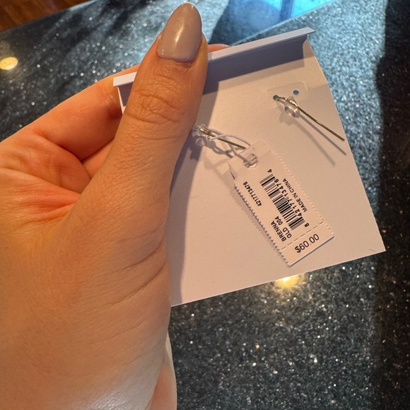 Kendra Scott Brenna gold & silver earrings - Picture 2 of 2